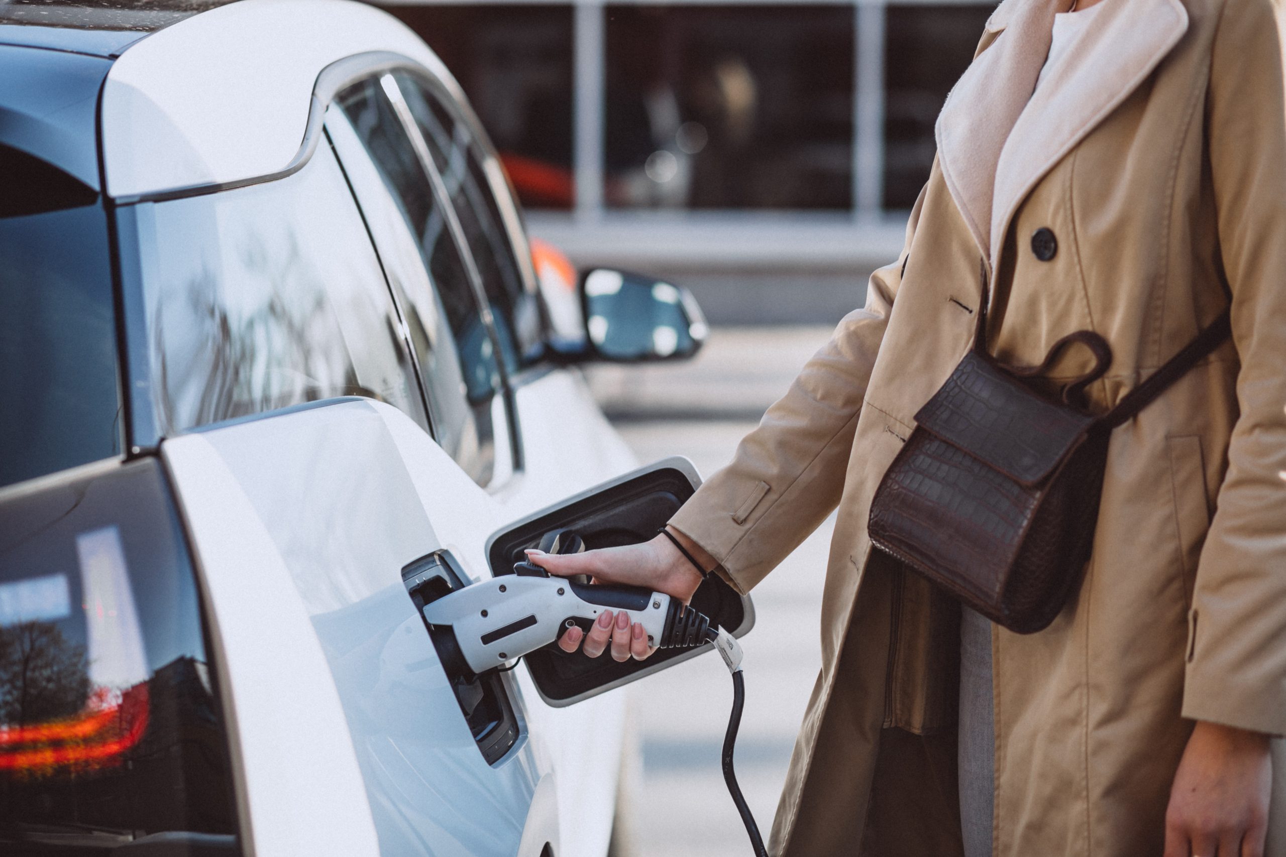 Voiture électrique femme